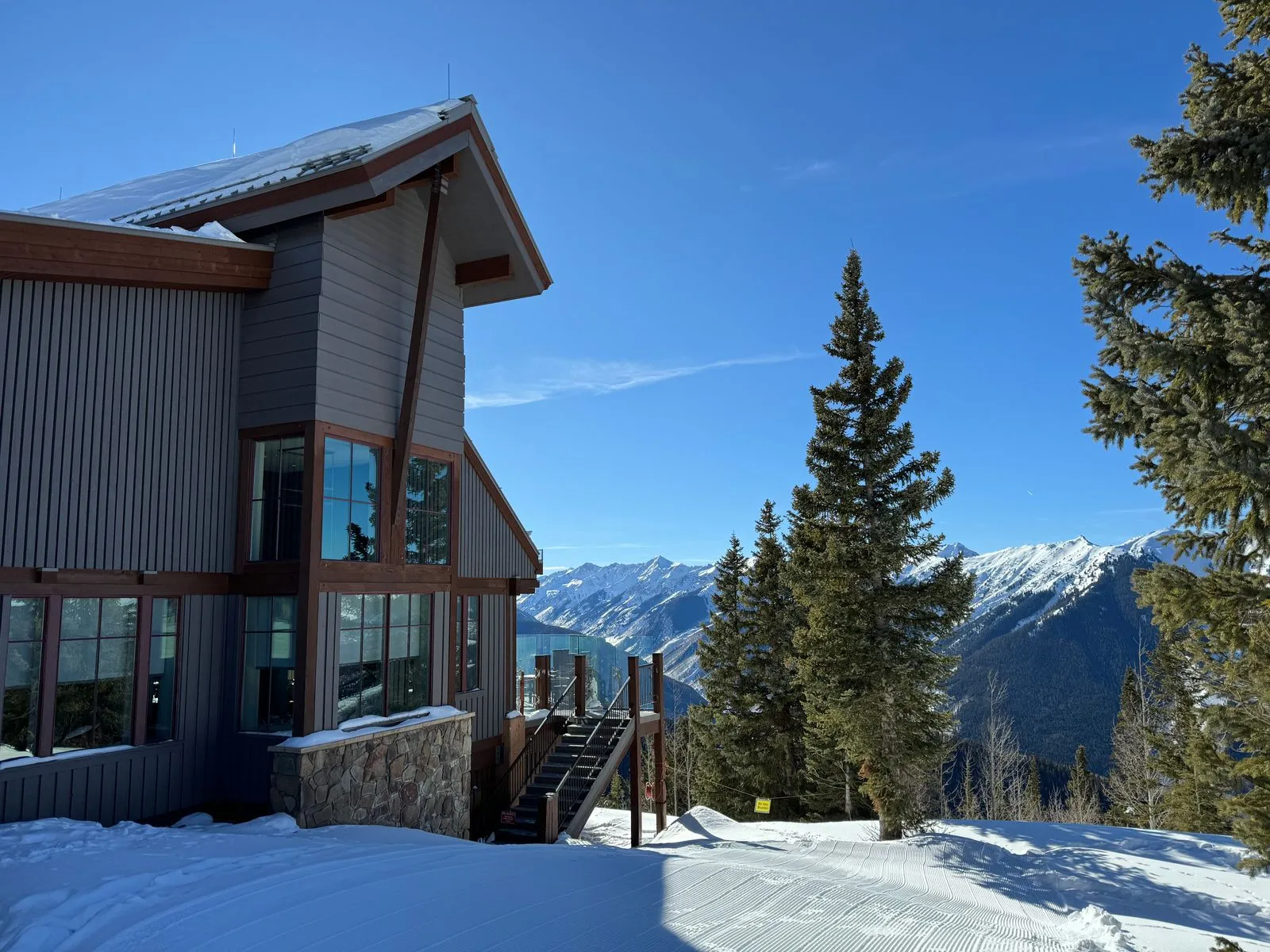 Modern ski chalet on a Colorado mountainside